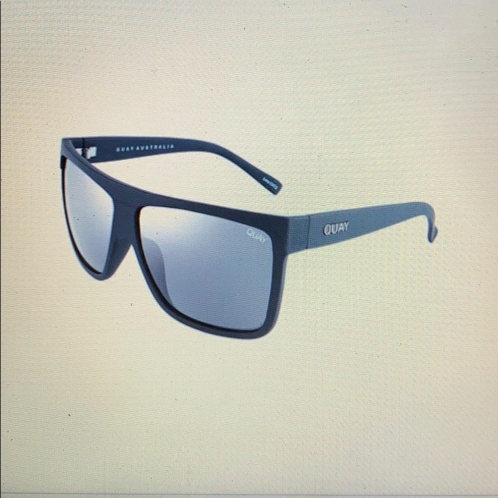 Quay Barnum Rectangle Sunglasses